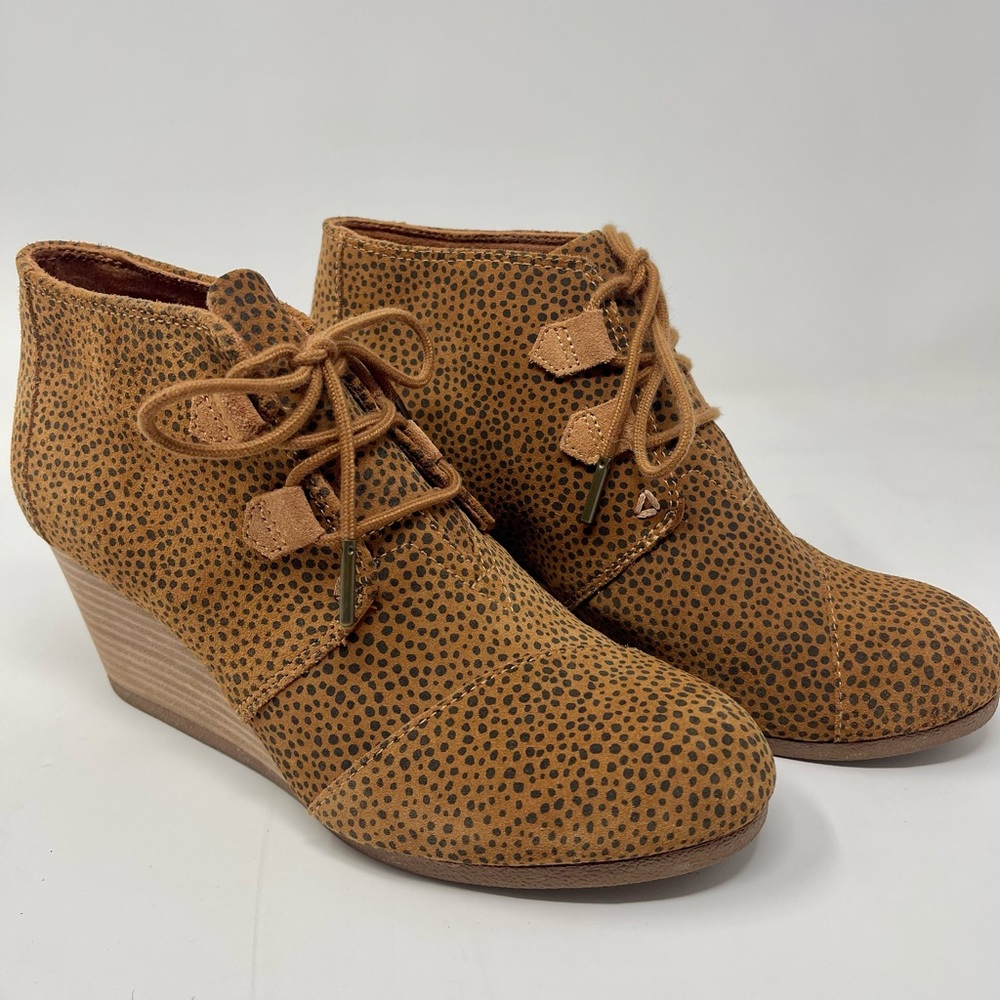 TOMS Brown Suede Leopard Dot Kala Wedge Ankle Booties Womens 8.5